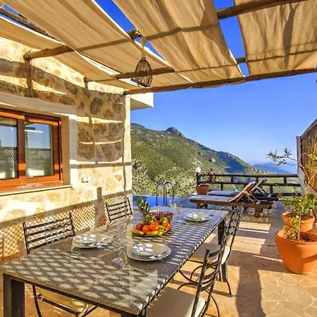 Kalkan Islamlar'da Tas Mimarili Villa-awz191 וילה