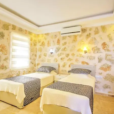 Kalkan Islamlar'da Tas Mimarili Villa-awz191 קס